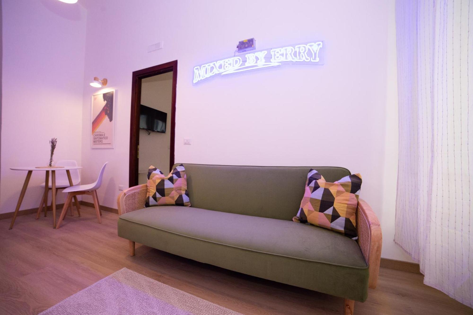 B&B 4Cella Νάπολη Εξωτερικό φωτογραφία