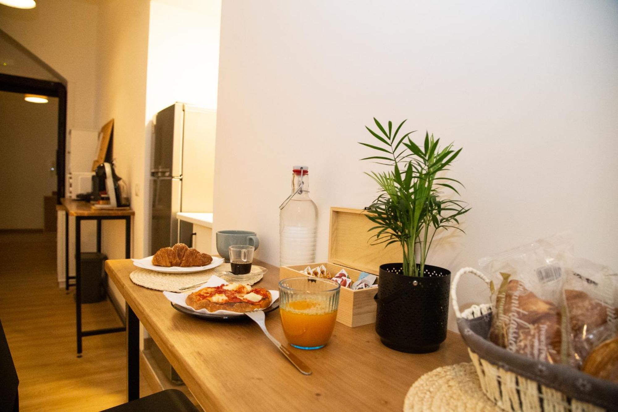 B&B 4Cella Νάπολη Εξωτερικό φωτογραφία